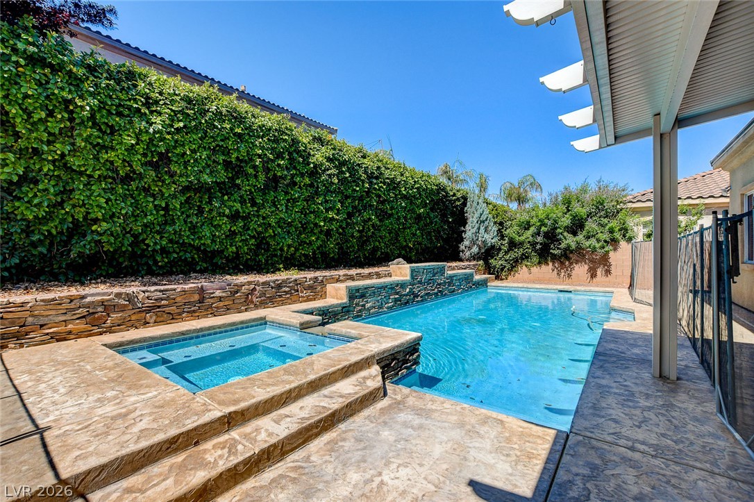 2411 Winter Cliffs Street Property Photo 55