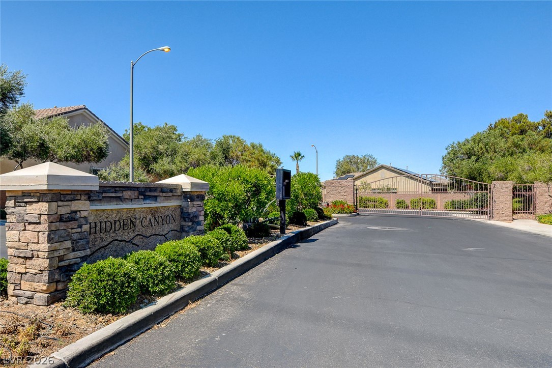 2411 Winter Cliffs Street Property Photo 59