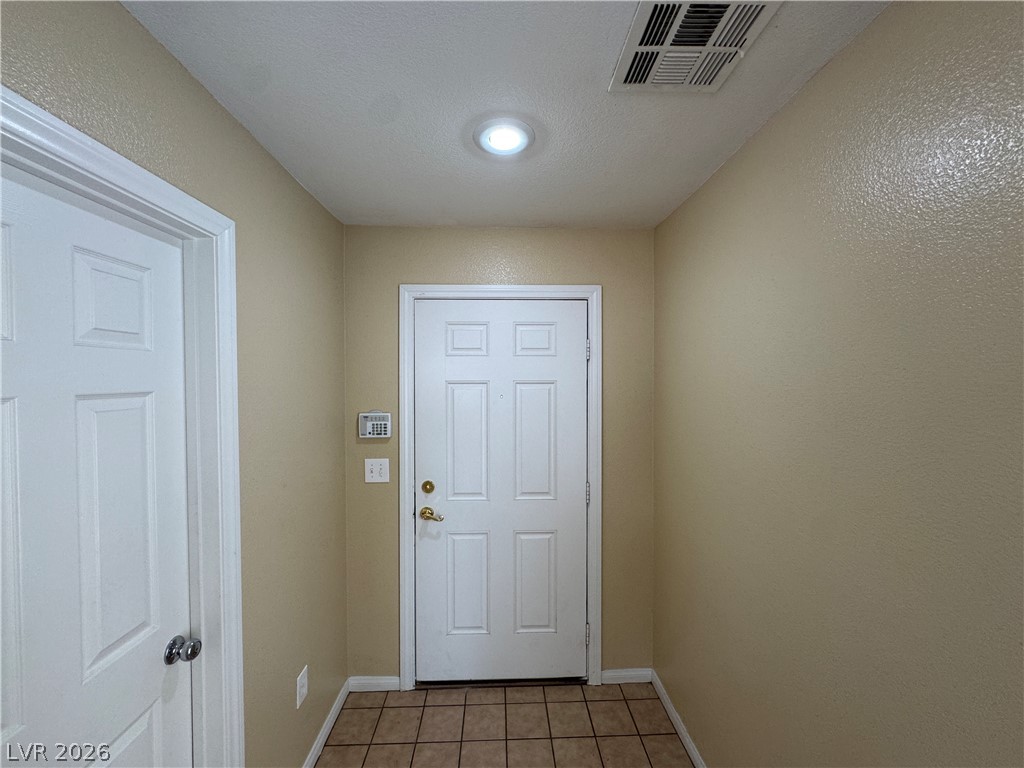 128 Snow Dome Avenue Property Photo 3