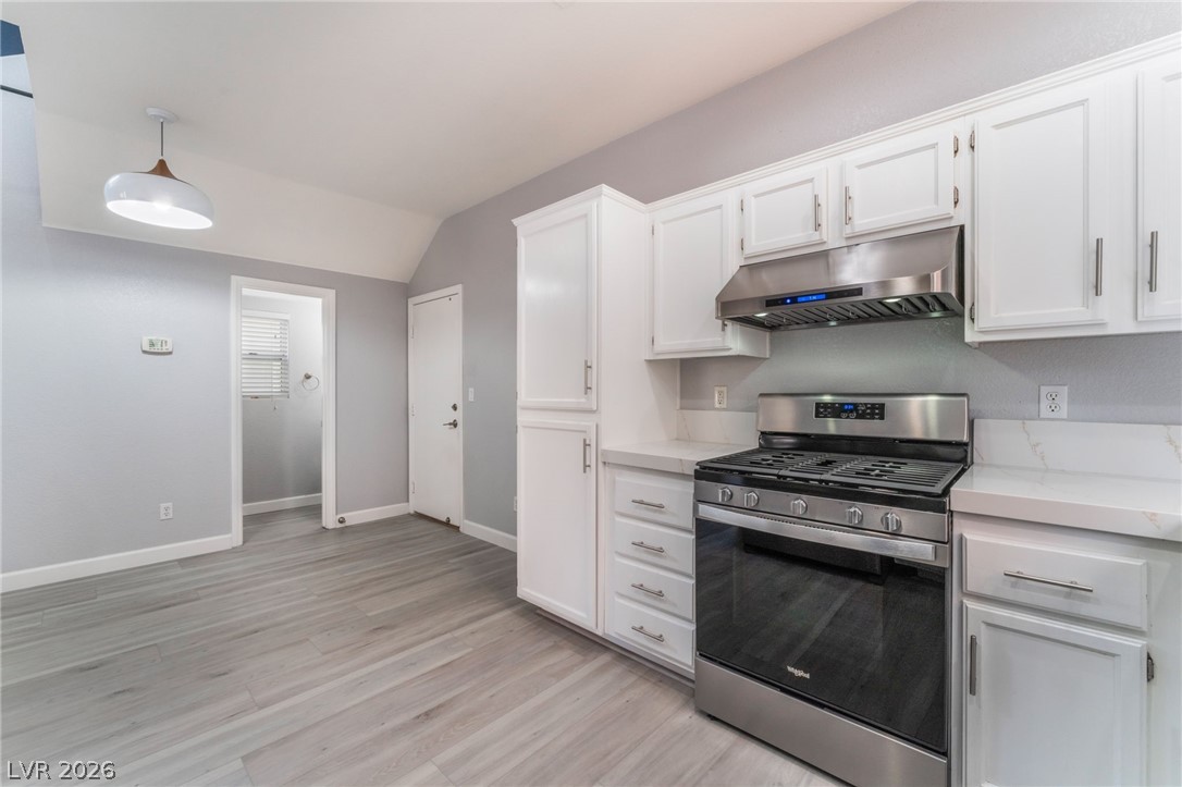 9920 Via Delores Avenue Property Photo 15