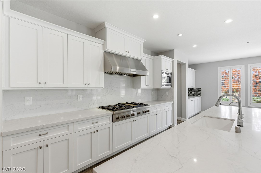 8615 Jerlyn Street Property Photo 16