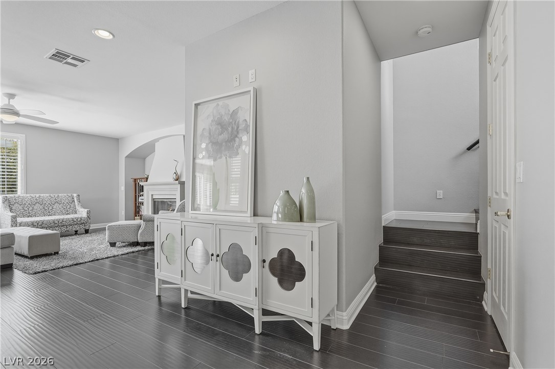 10671 Capesthorne Way Property Photo 11
