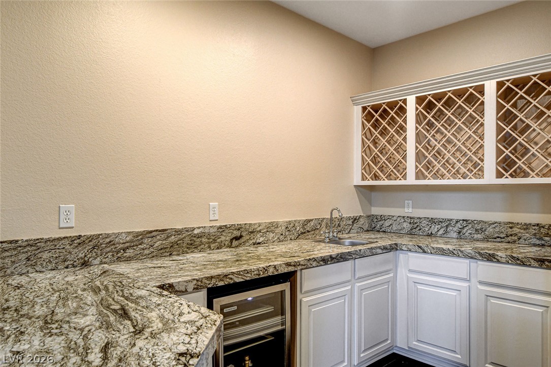 10671 Capesthorne Way Property Photo 13