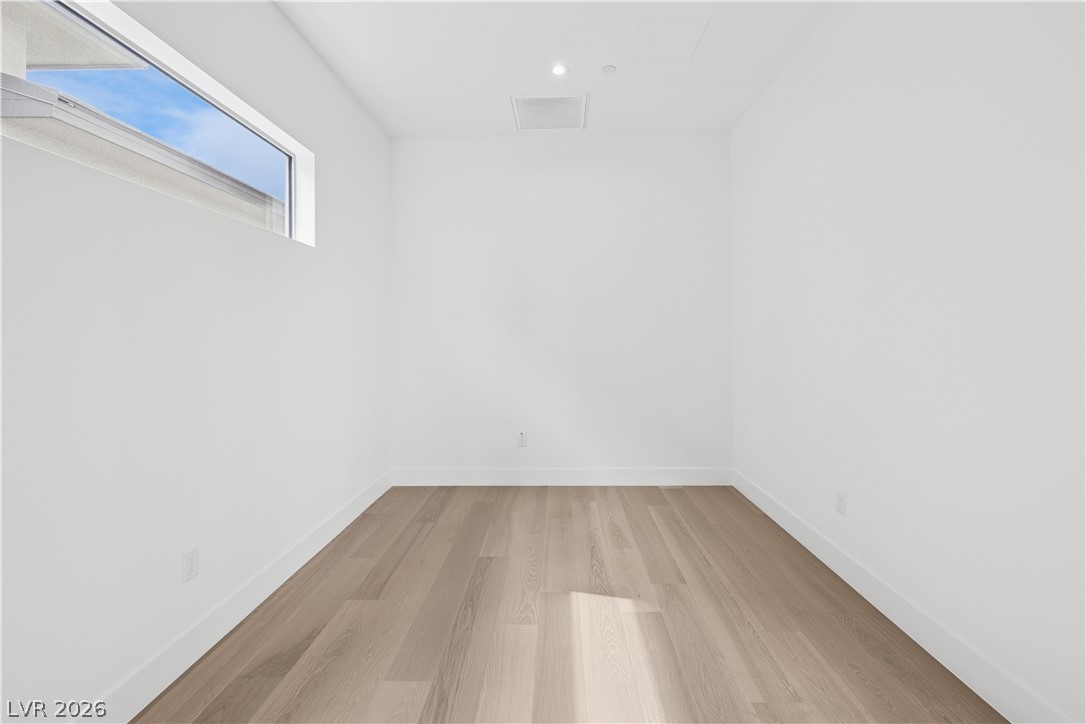 172 Inland Shores Lane Property Photo 11