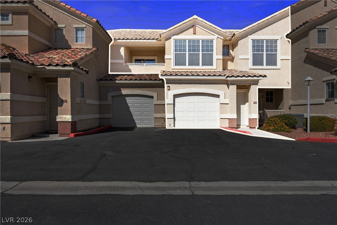 5855 Valley Drive 2044 Property Photo 1