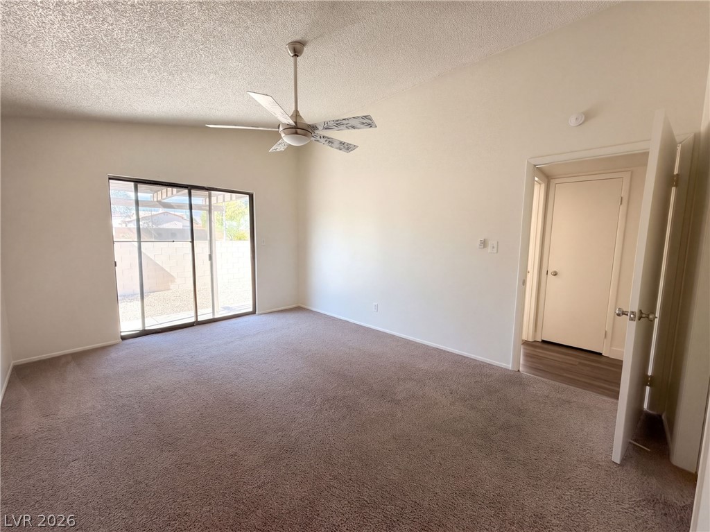 3924 Applecrest Street Property Photo 4