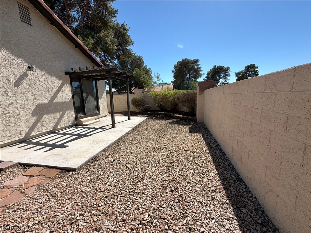 3924 Applecrest Street Property Photo 20