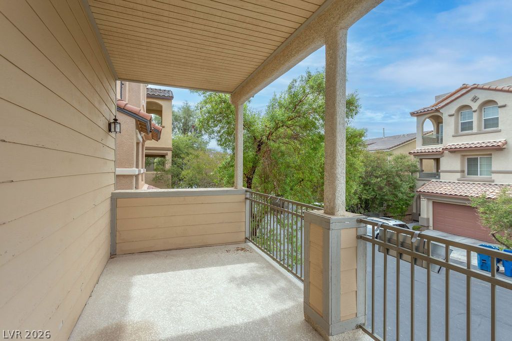 9820 November Rain Street Property Photo 35