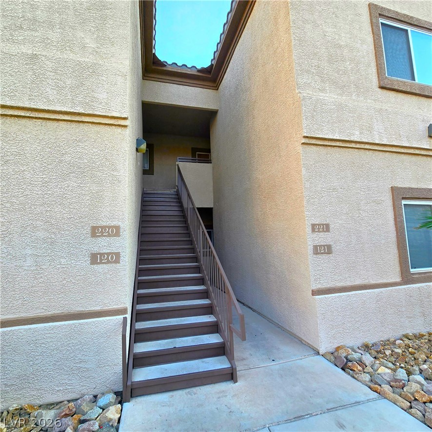 8725 West Flamingo Road 221 Property Photo 1
