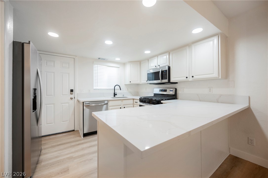 454 Sellers Place Property Photo 2