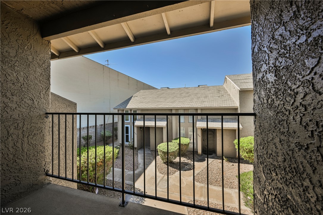 454 Sellers Place Property Photo 16