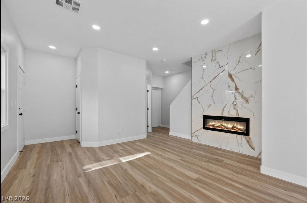 4627 Dealers Choice Way 102 Property Photo 4