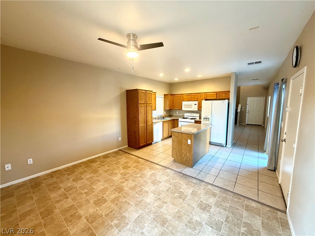 6109 Blue Luna Street Property Photo 2