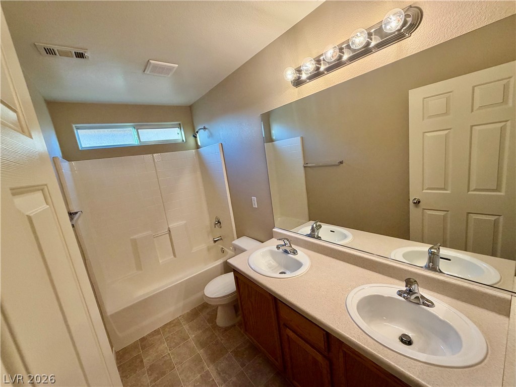6109 Blue Luna Street Property Photo 22