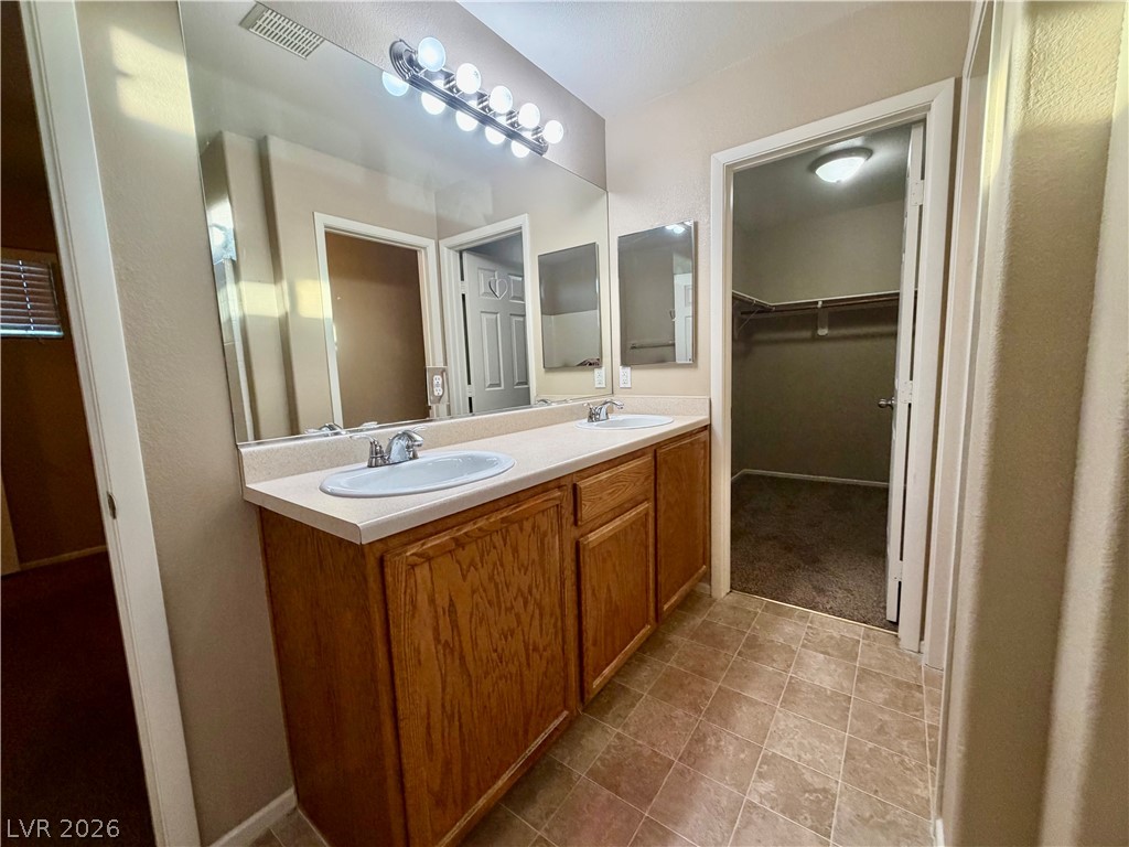 6109 Blue Luna Street Property Photo 38
