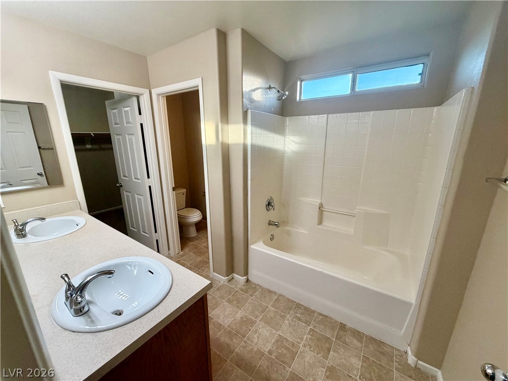 6109 Blue Luna Street Property Photo 39