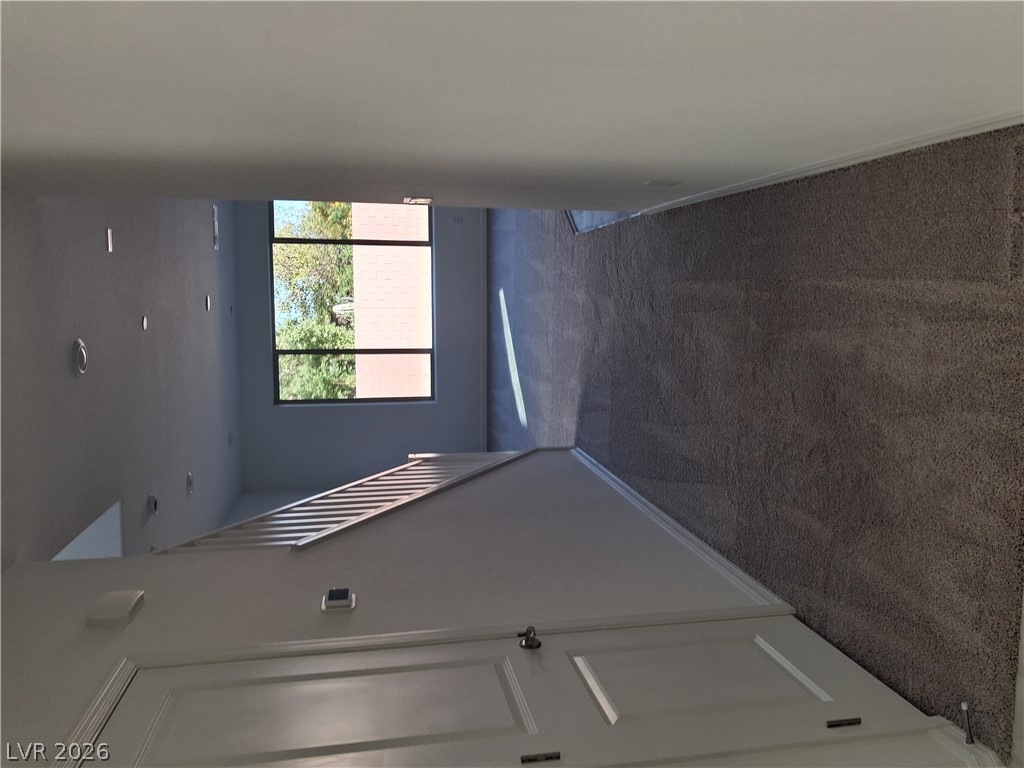 4240 Sunset Chaser Ct Property Photo 3