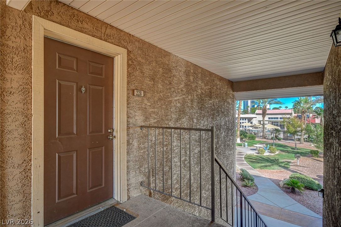 5116 River Glen Drive 228 Property Photo 14