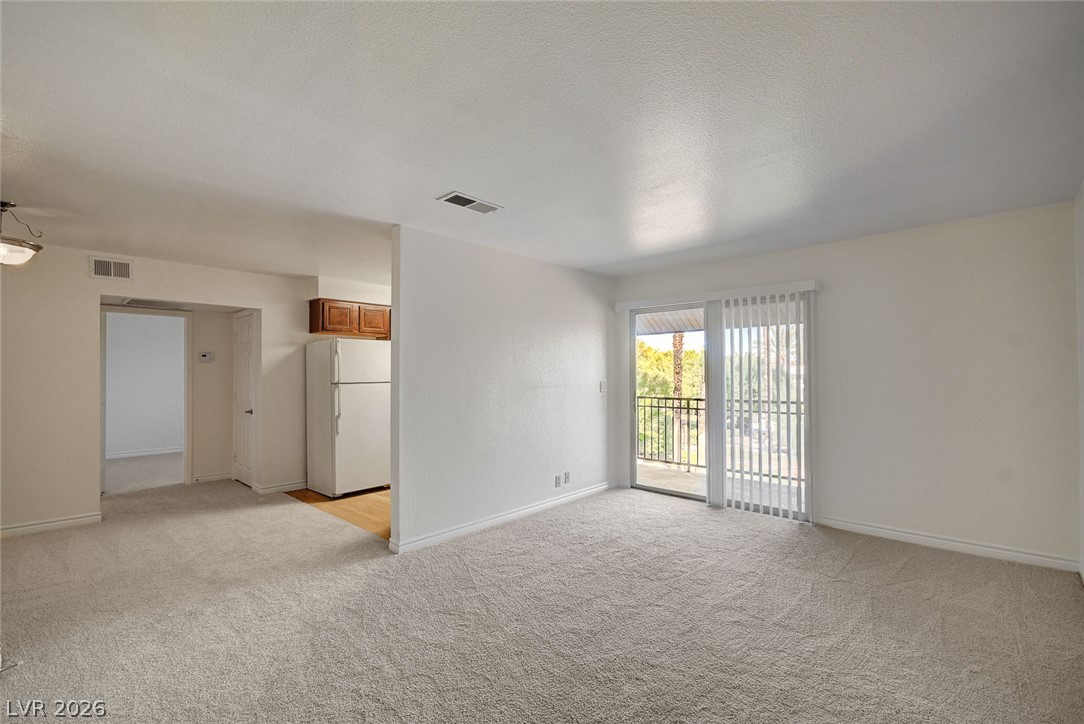 5116 River Glen Drive 228 Property Photo 16