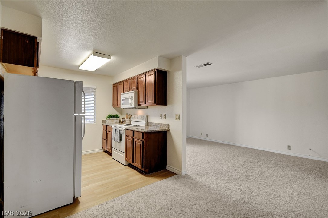 5116 River Glen Drive 228 Property Photo 25
