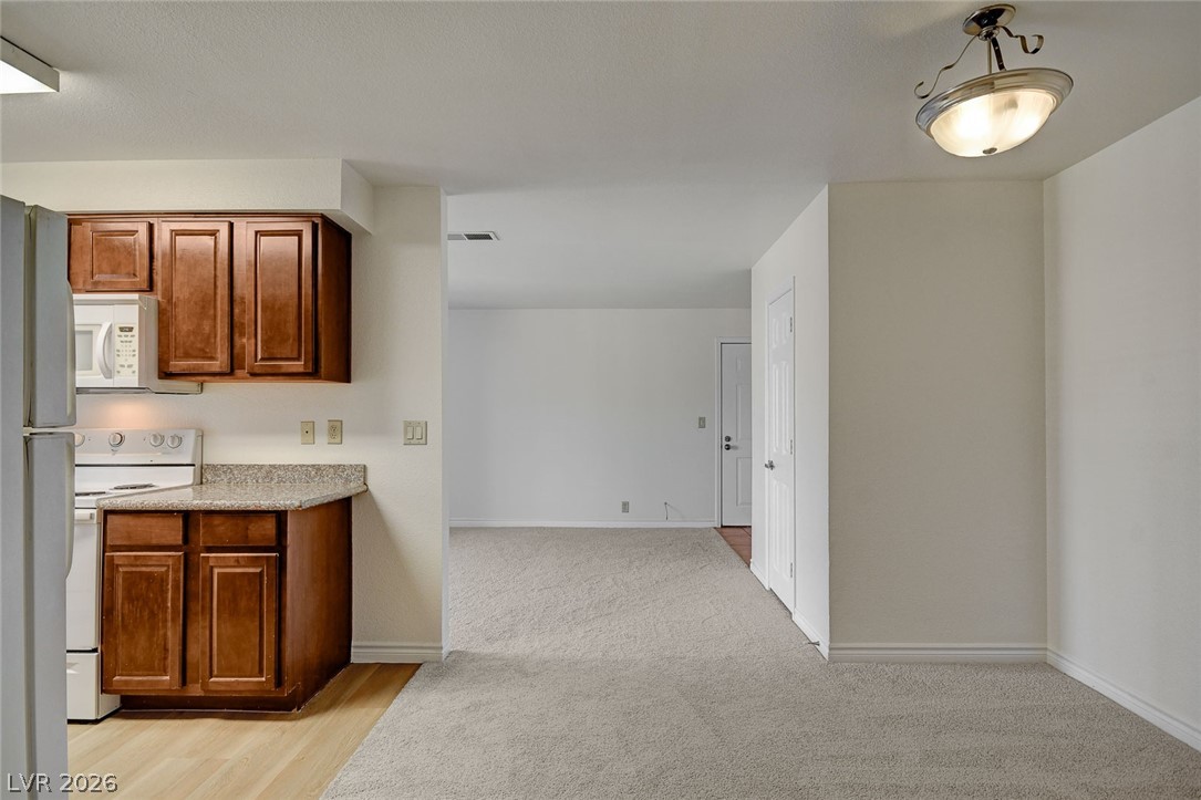 5116 River Glen Drive 228 Property Photo 34