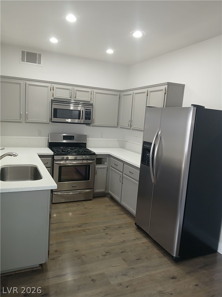 2201 Ramsgate Drive 527 Property Photo 1