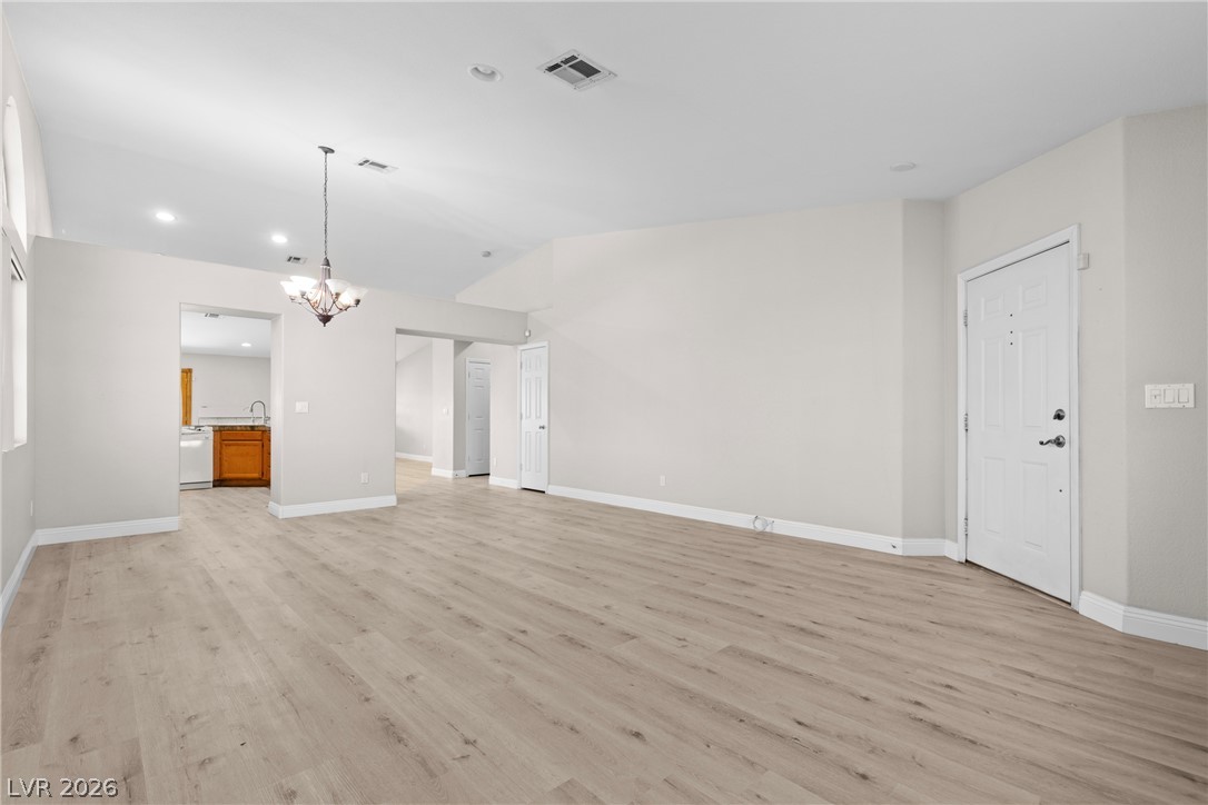 7832 Sun Lemon Court Property Photo 5
