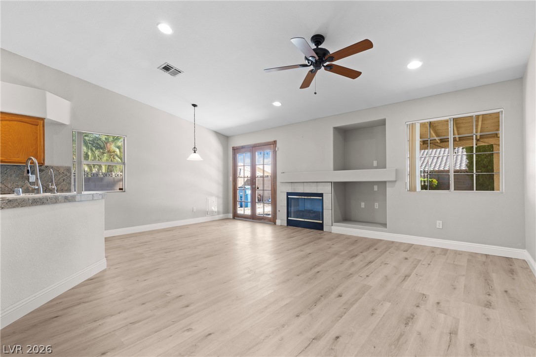 7832 Sun Lemon Court Property Photo 7