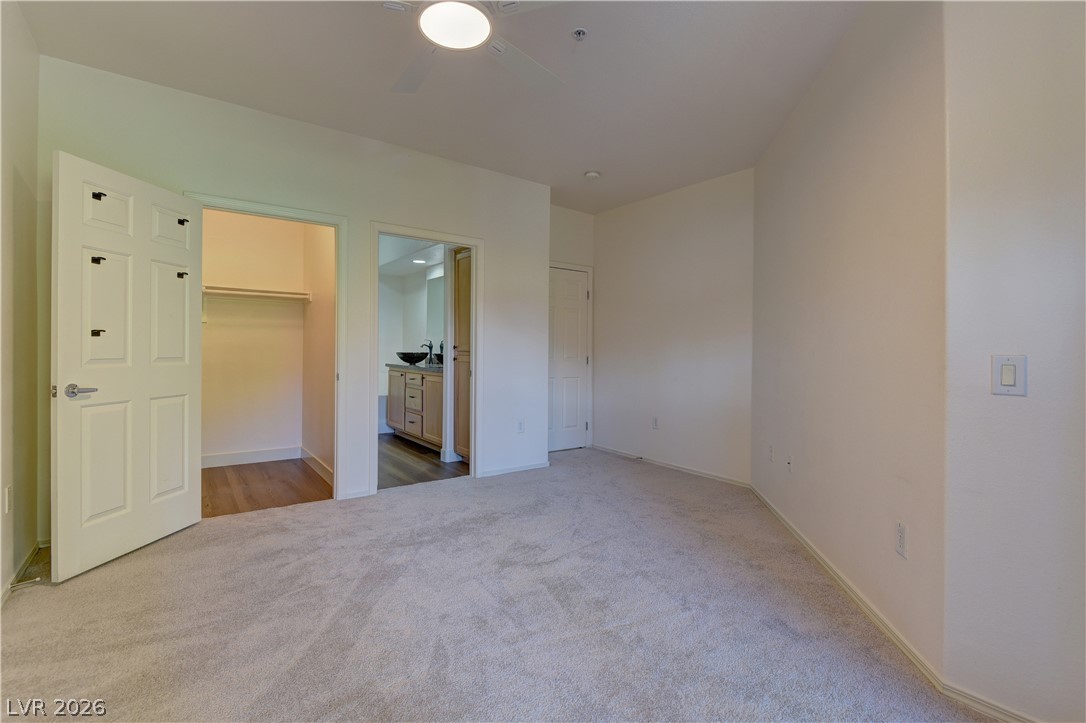 3975 North Hualapai Way 217 Property Photo 18