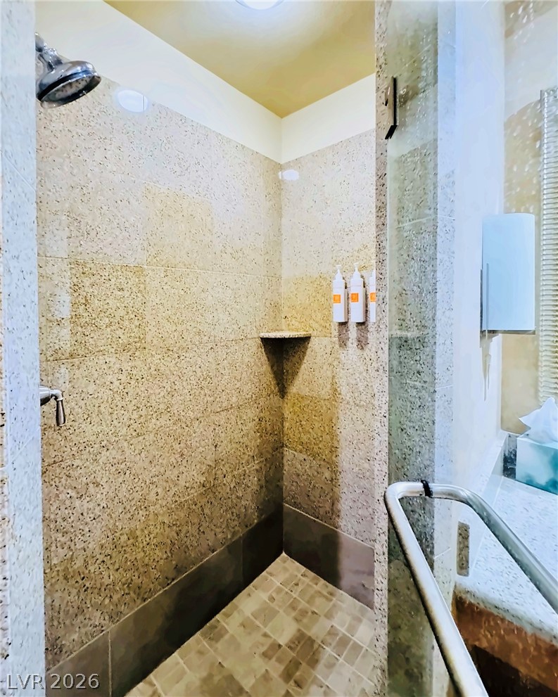 211 East Flamingo Road 714 Property Photo 18
