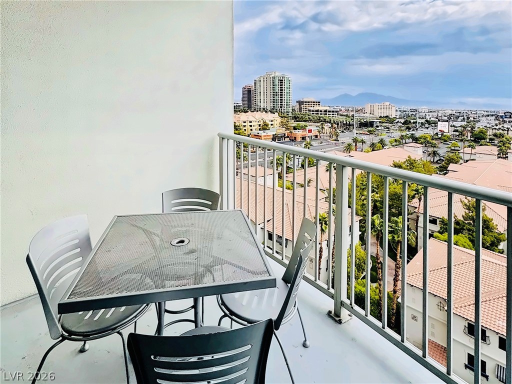 211 East Flamingo Road 714 Property Photo 21