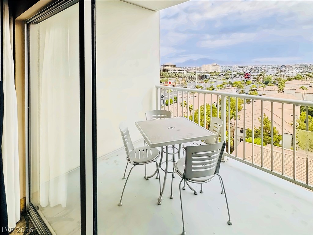 211 East Flamingo Road 714 Property Photo 25