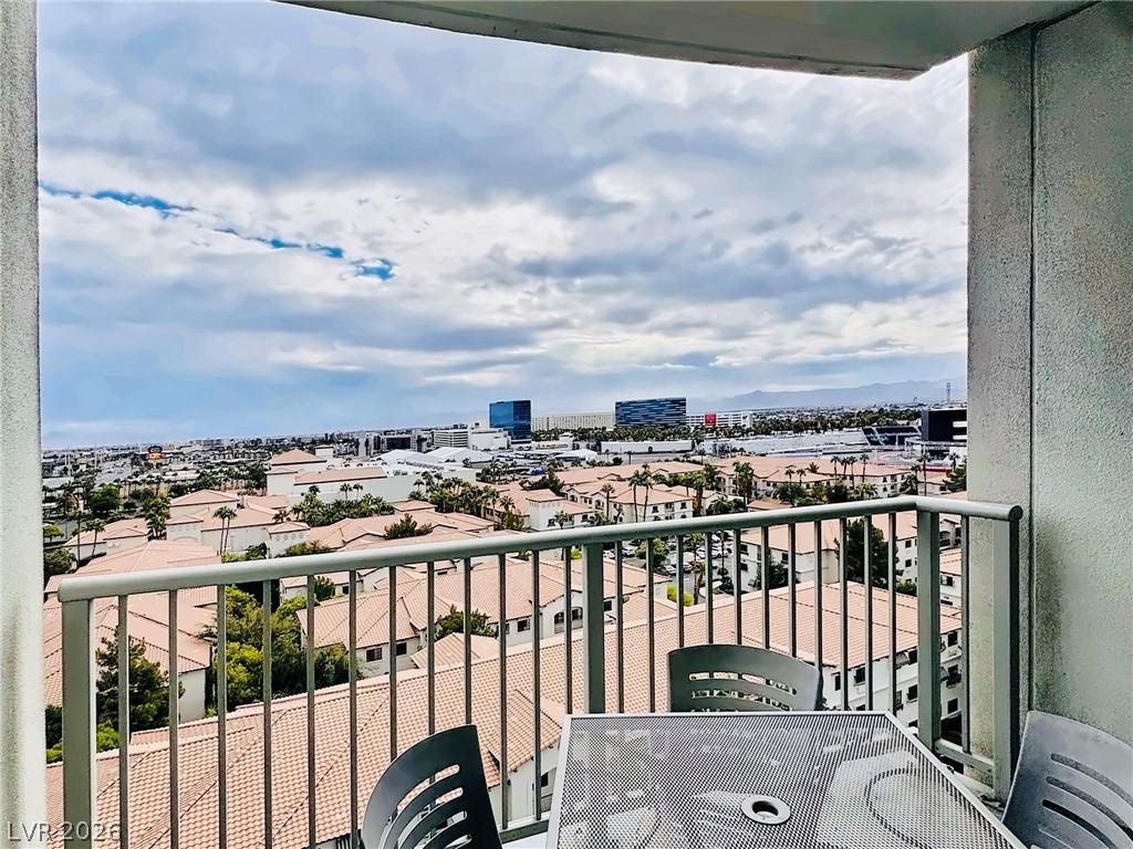 211 East Flamingo Road 714 Property Photo 27
