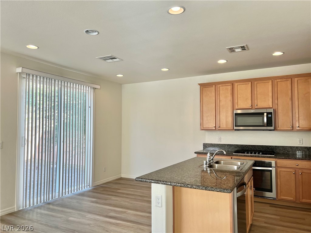 7728 Gallego Plains Drive Property Photo 2
