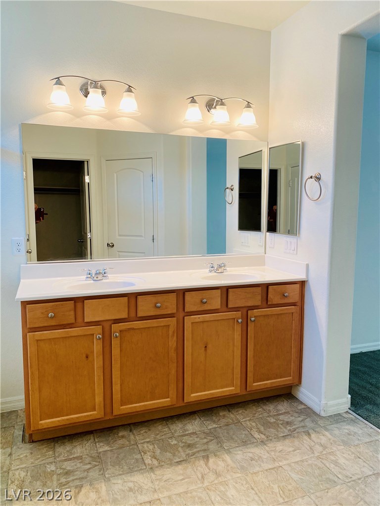 7728 Gallego Plains Drive Property Photo 19