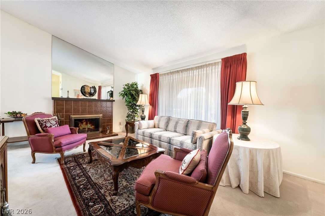 1784 Mapleton Lane Property Photo 8
