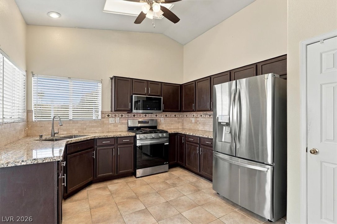 600 Saddle Rider Court Property Photo 8