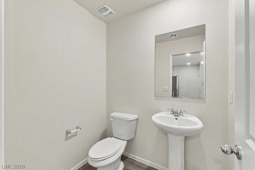 4841 Wine Ridge Avenue Property Photo 5