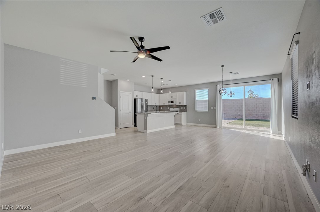 9467 Nottingham Bay Avenue Property Photo 3