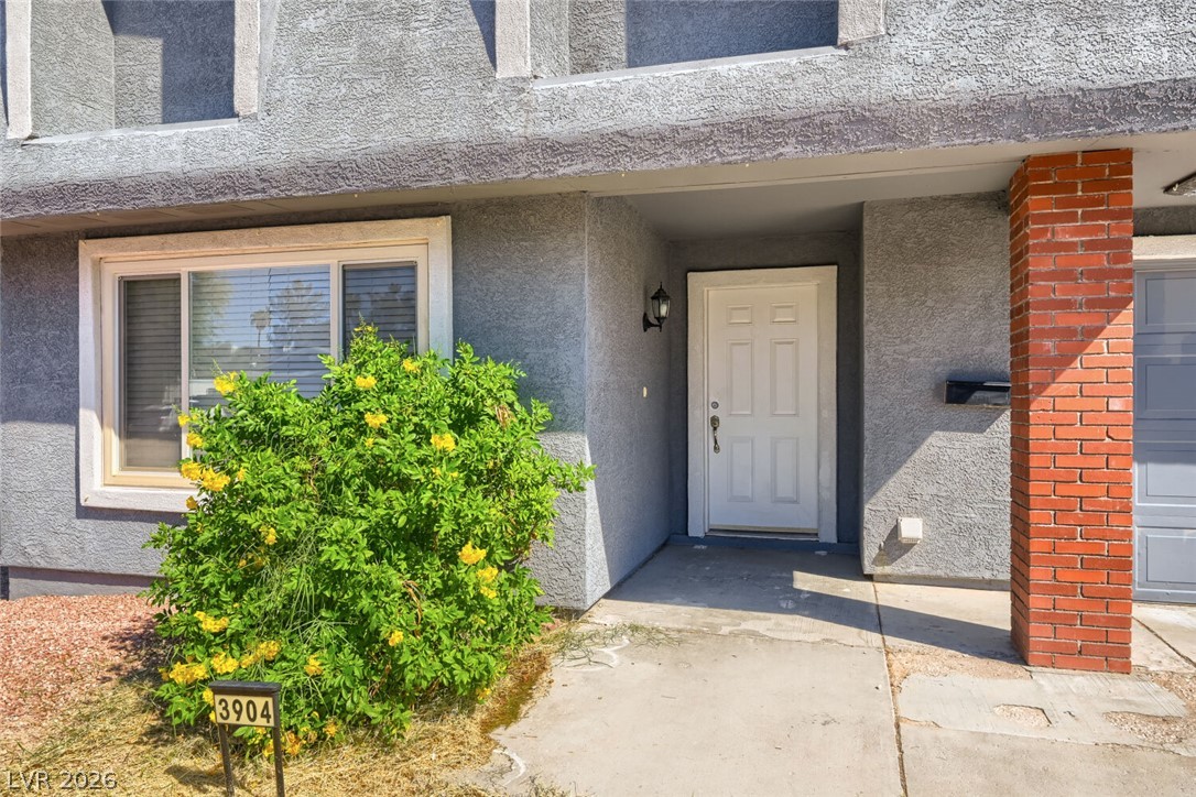 3904 Ventura Way Property Photo 5