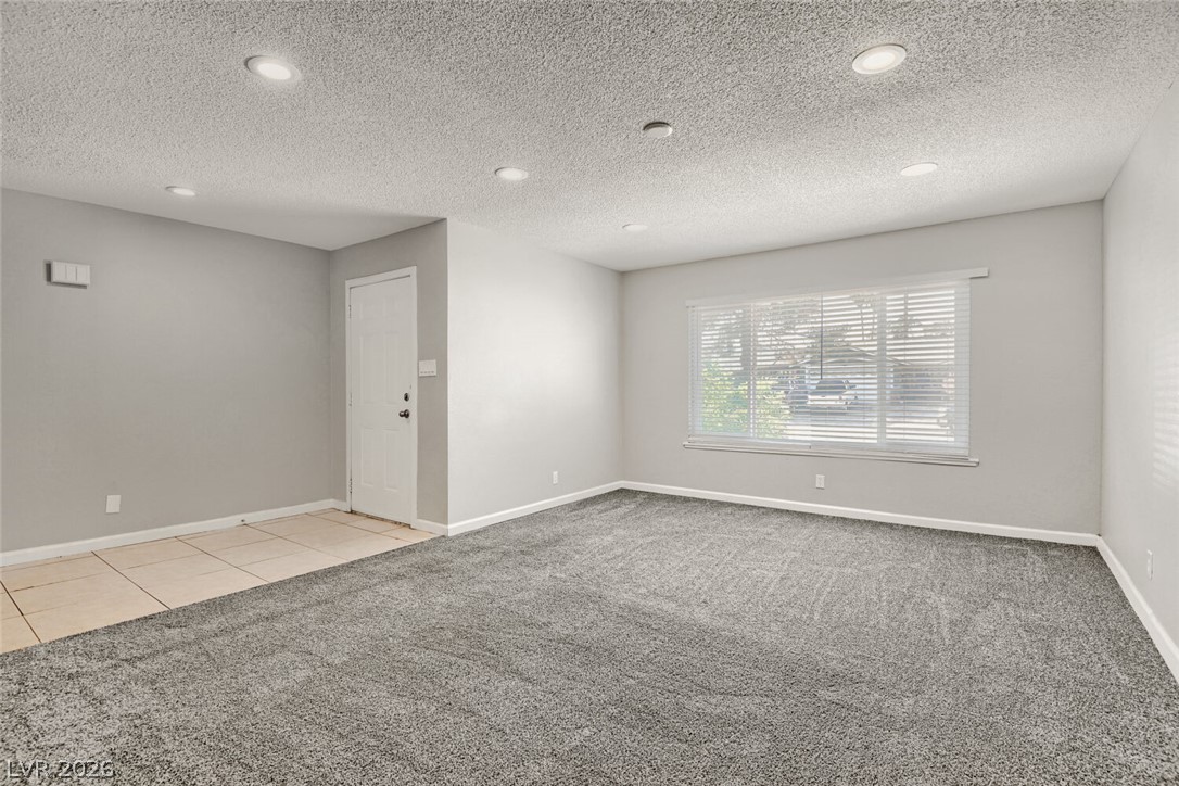 3904 Ventura Way Property Photo 6