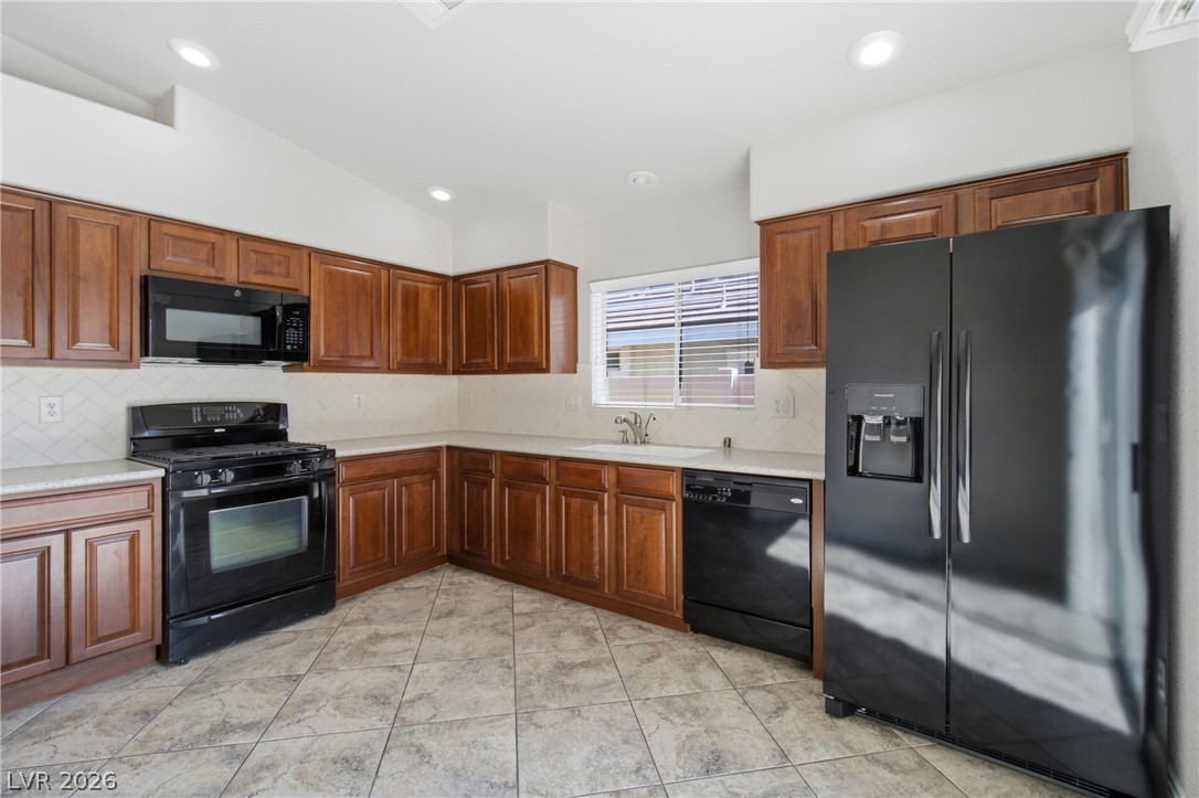 5397 Blue Oat Avenue Property Photo 4
