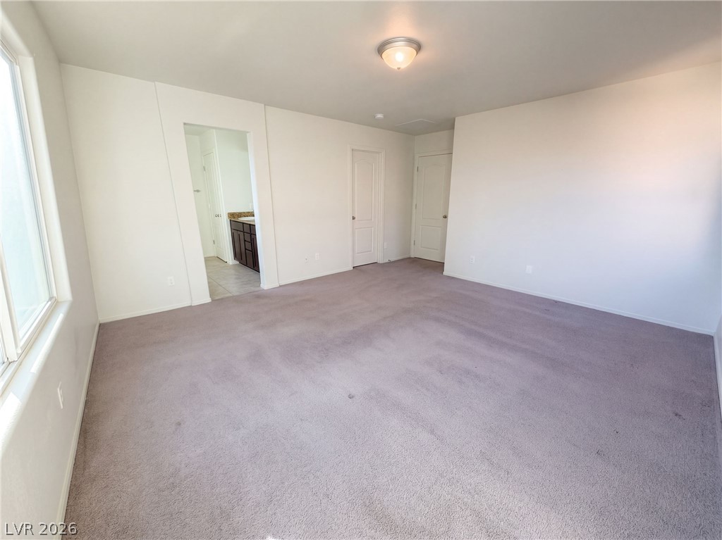 10713 Dobbs Avenue Property Photo 4