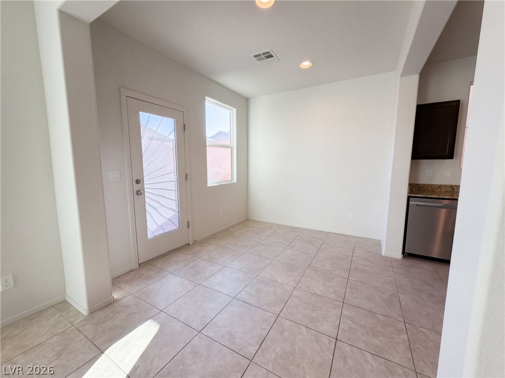 10713 Dobbs Avenue Property Photo 7
