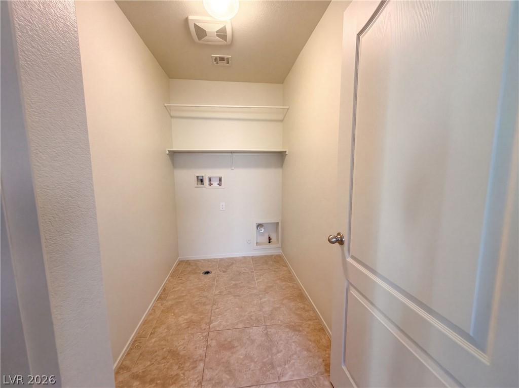 10713 Dobbs Avenue Property Photo 19