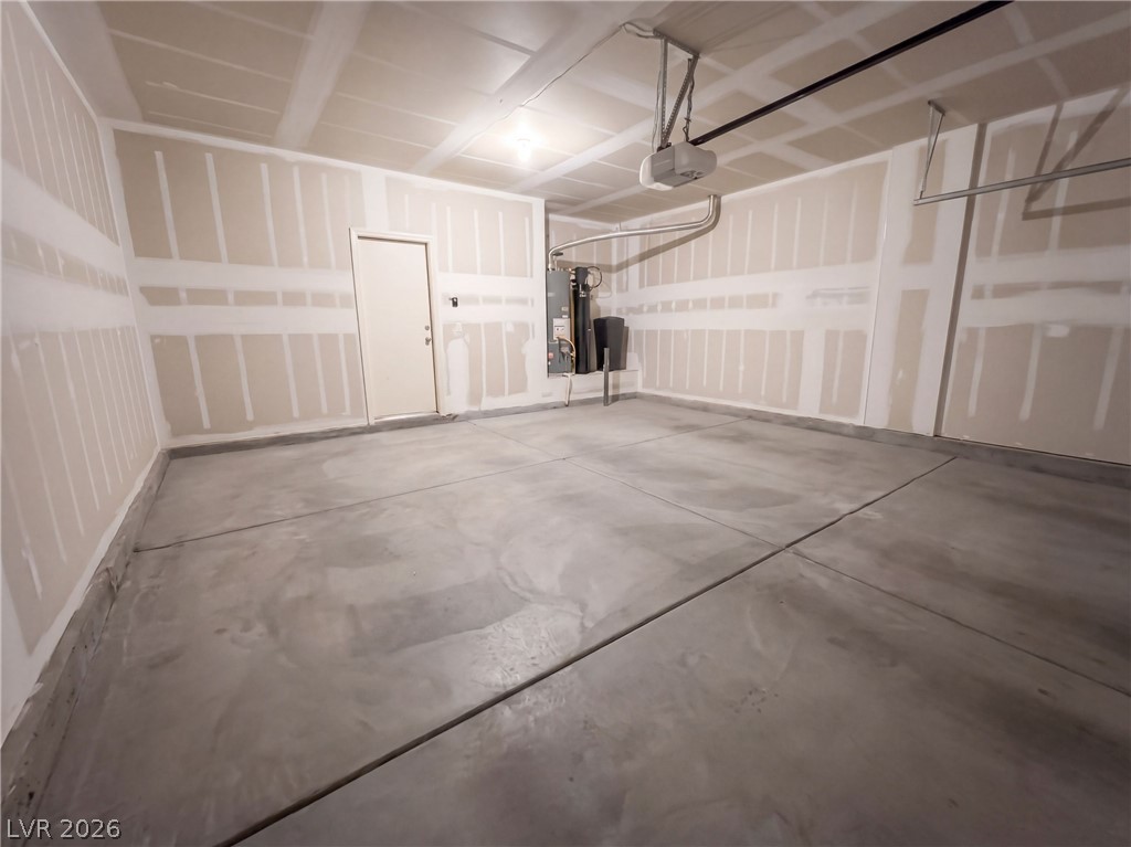 10713 Dobbs Avenue Property Photo 20