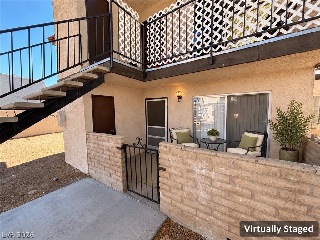 2772 Eldora Circle C Property Photo 2