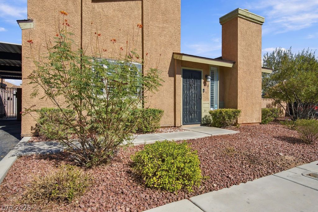 6508 Pinon Pine Way Property Photo 15
