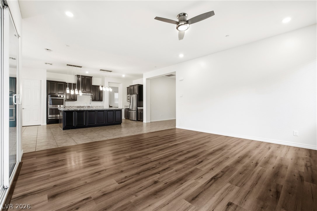 37 Reflection Bay Drive Property Photo 11