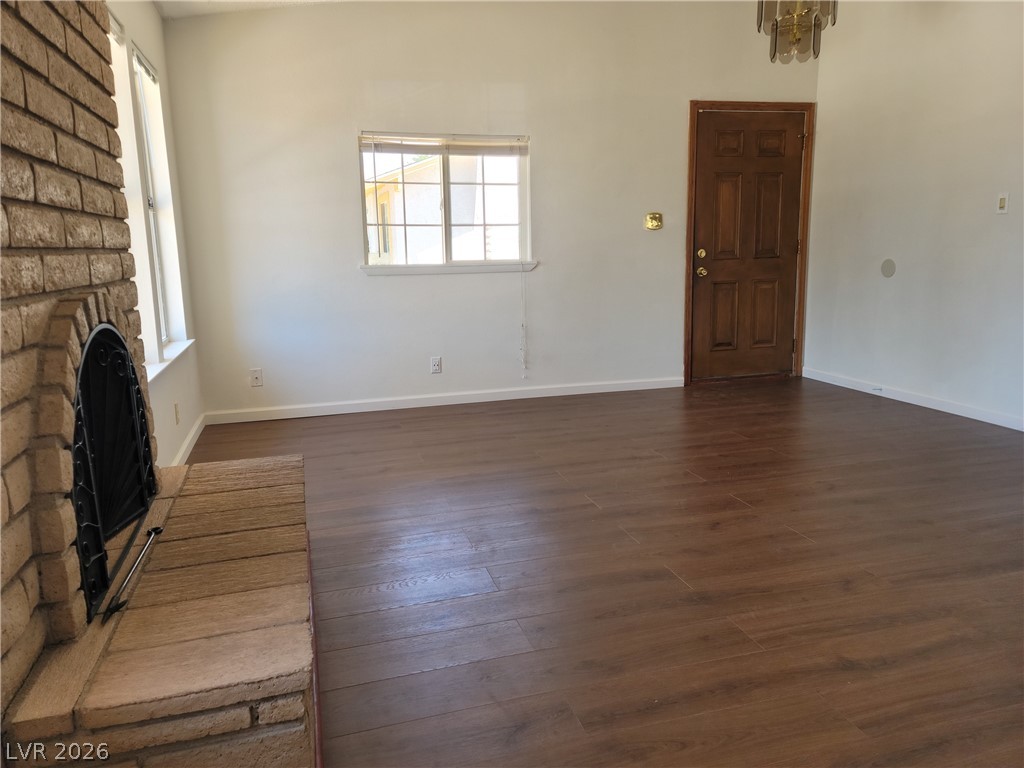 6384 Whippoorwill Way Property Photo 6
